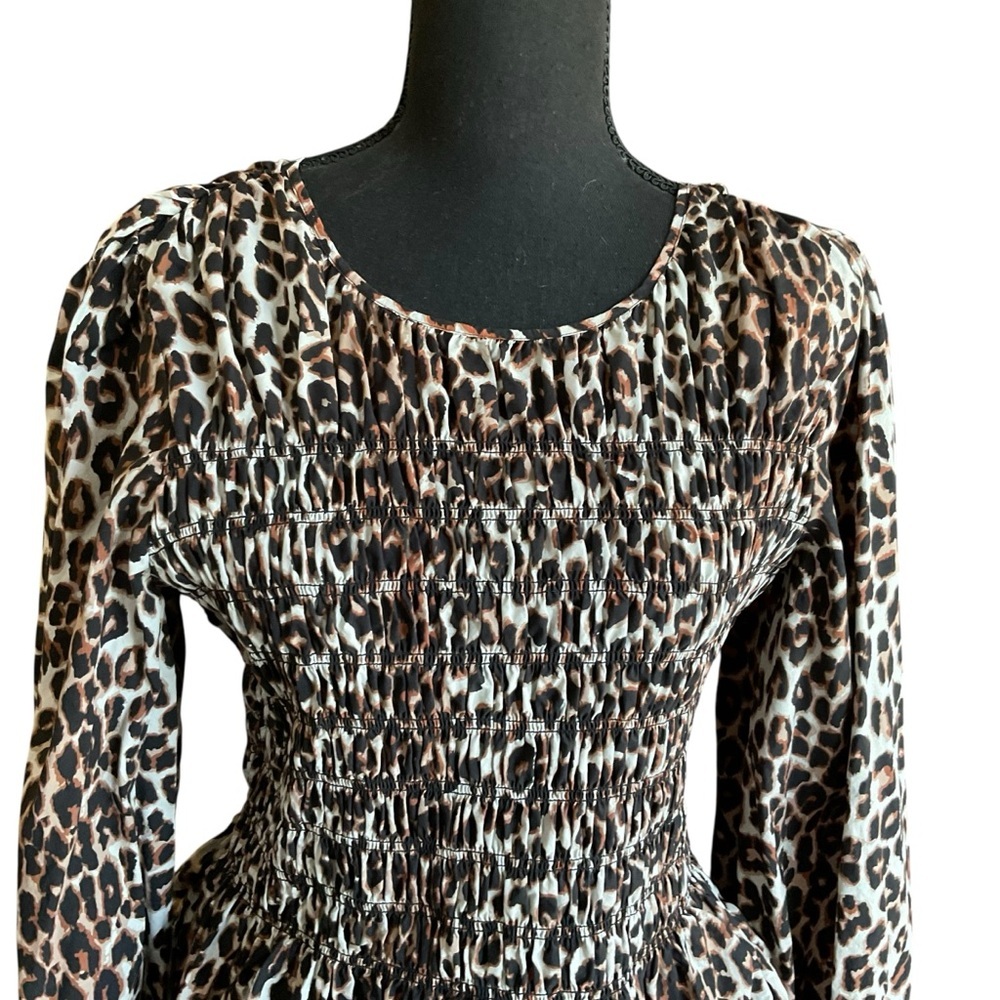 Rails Leopard Print Smocked Peplum Blouse Size L Long Sleeve Stretch Top - Picture 3 of 10